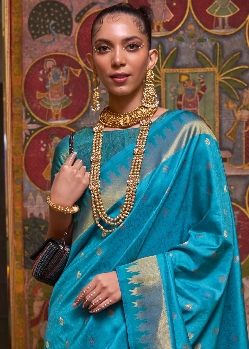 Cerulean Blue Handloom Woven Banarasi Silk Saree