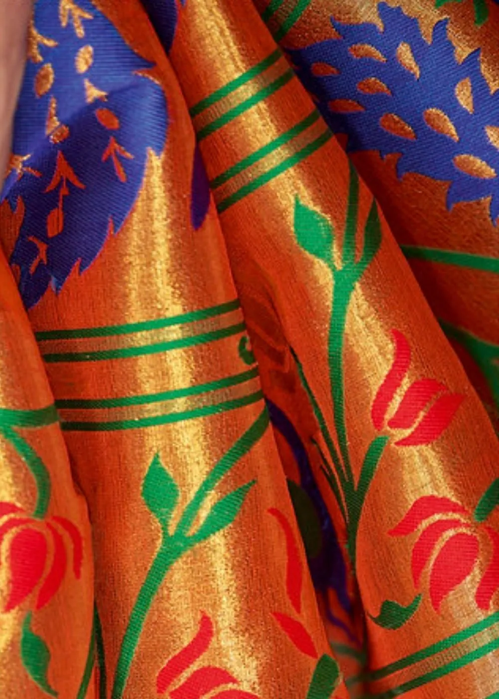 Dark Green Woven Paithani Silk Saree with Floral Motif Zari Border