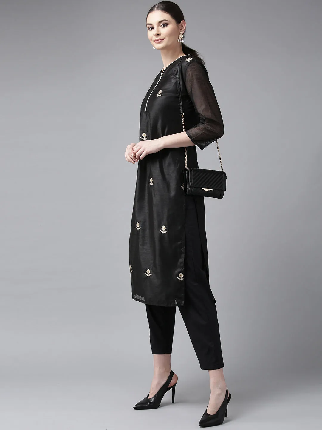 Jashvi Women Black Embroidered Regular Kurta with Trousers