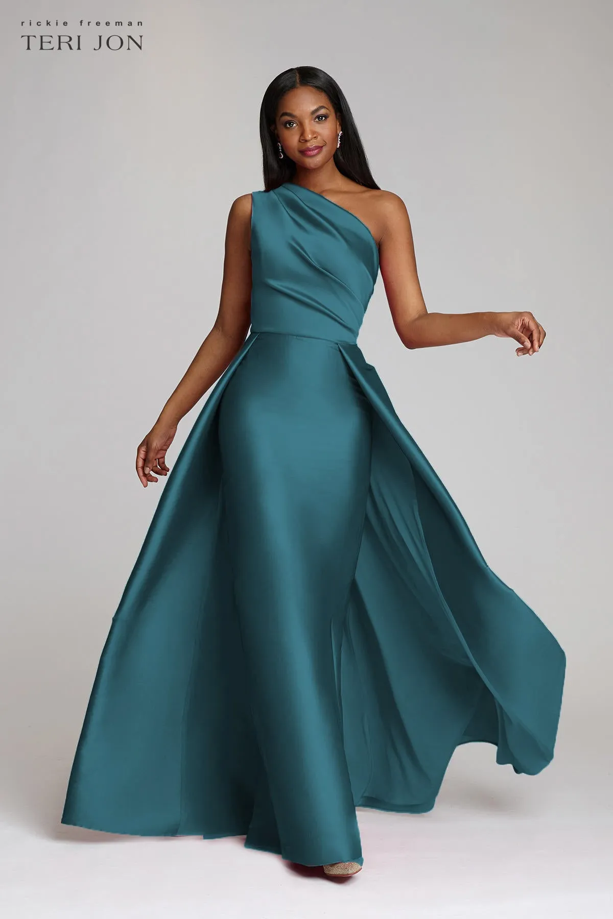 One Shoulder Stretch Gazar Gown