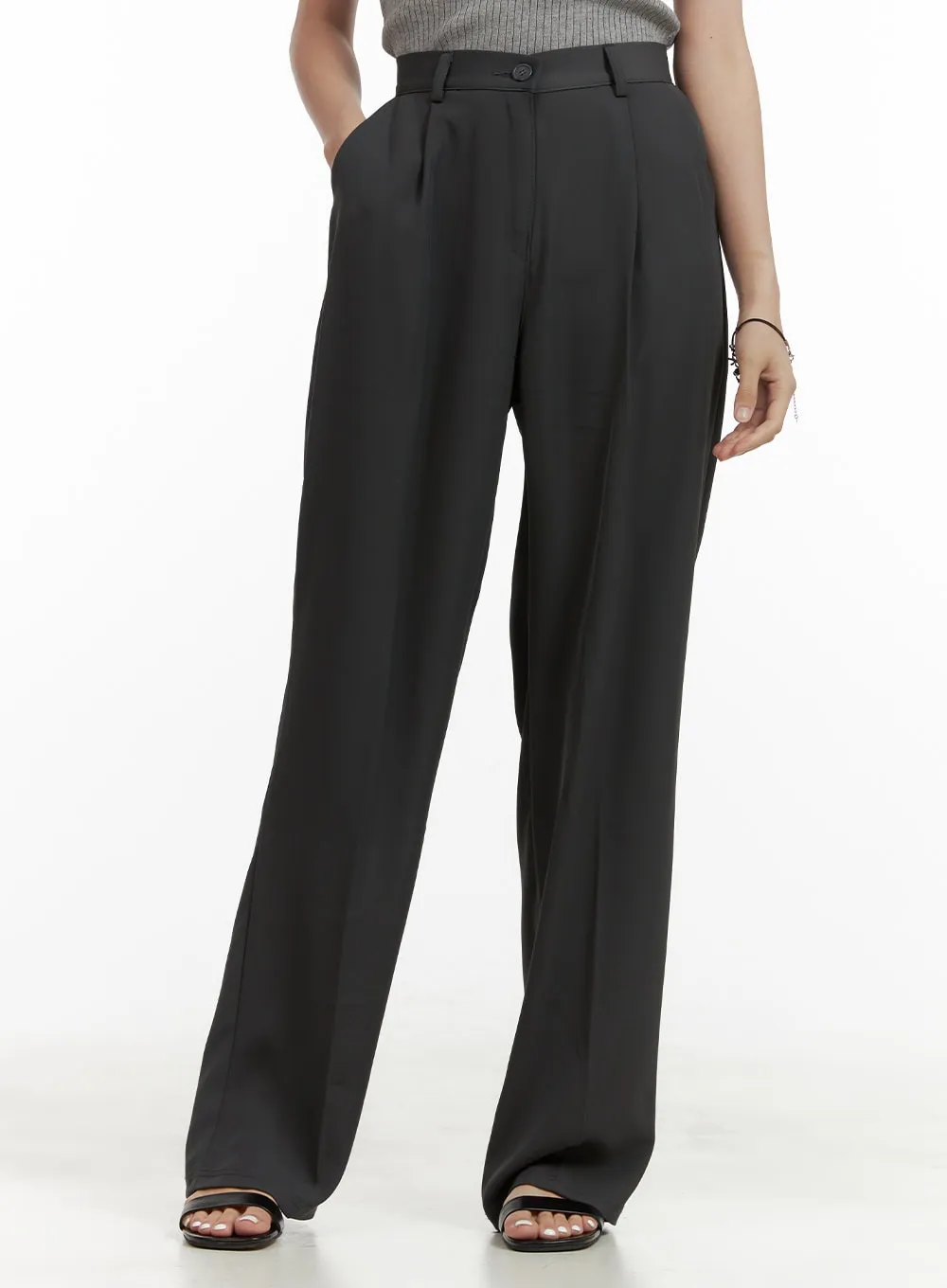 Pintuck Straight Trousers OU411