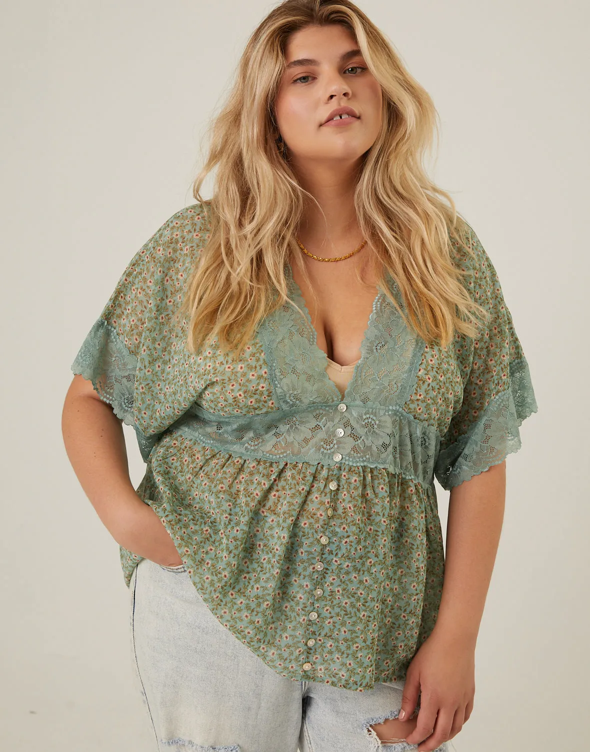 Plus Size Floral Lace Trim Blouse