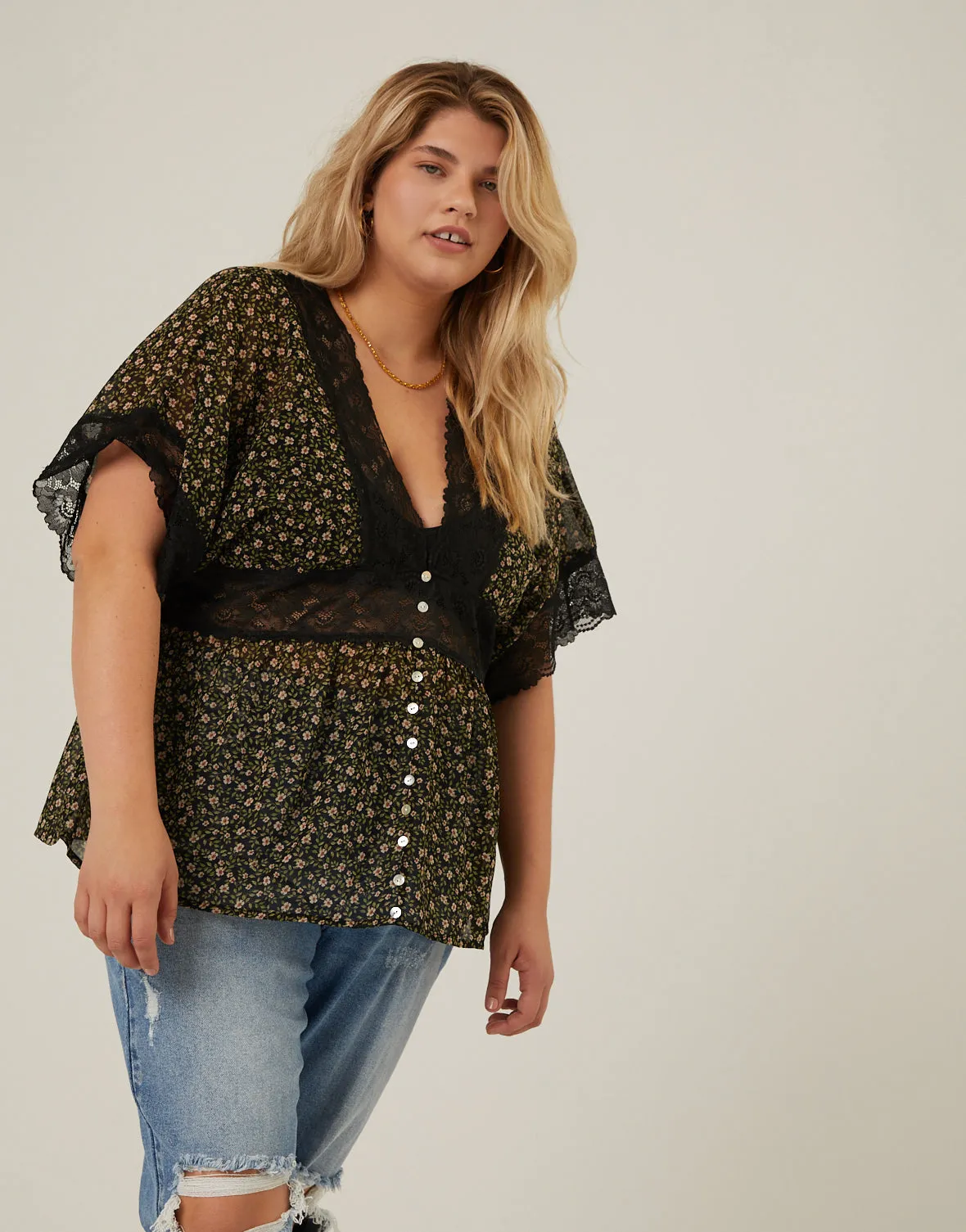 Plus Size Floral Lace Trim Blouse