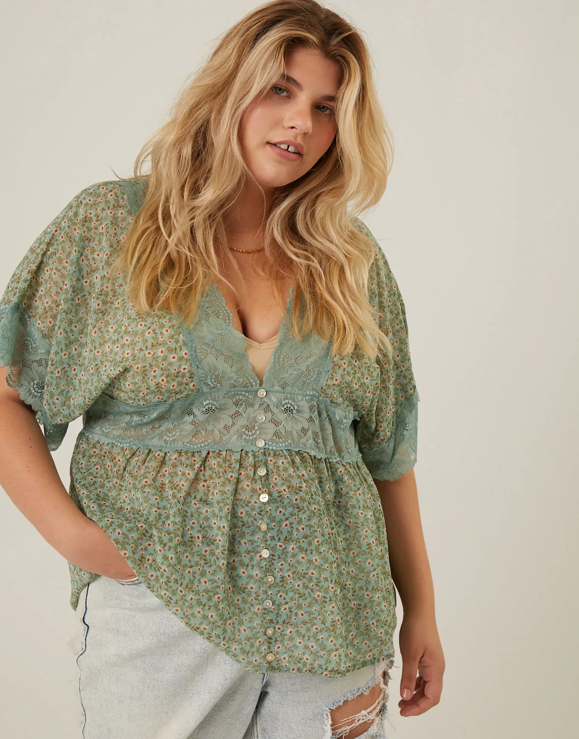 Plus Size Floral Lace Trim Blouse