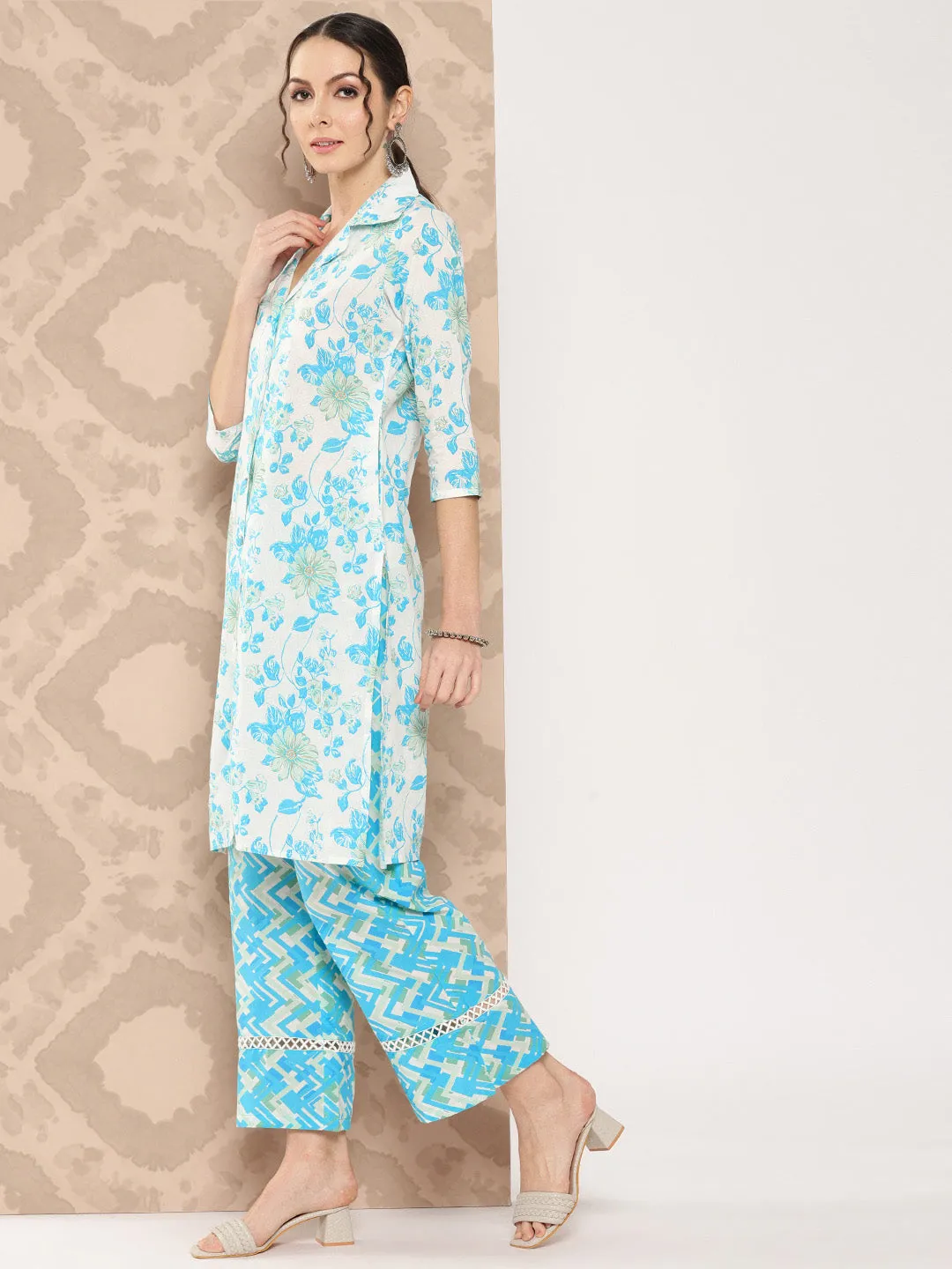 White And Blue Floral Printed Pure Cotton Kurta With Trousers