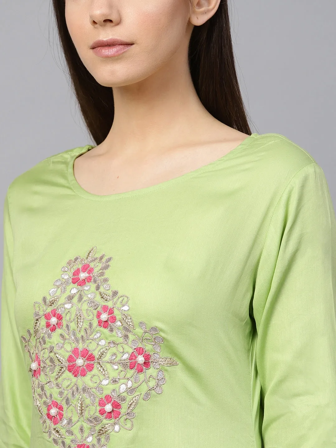 Women Green Straight Kurta Set