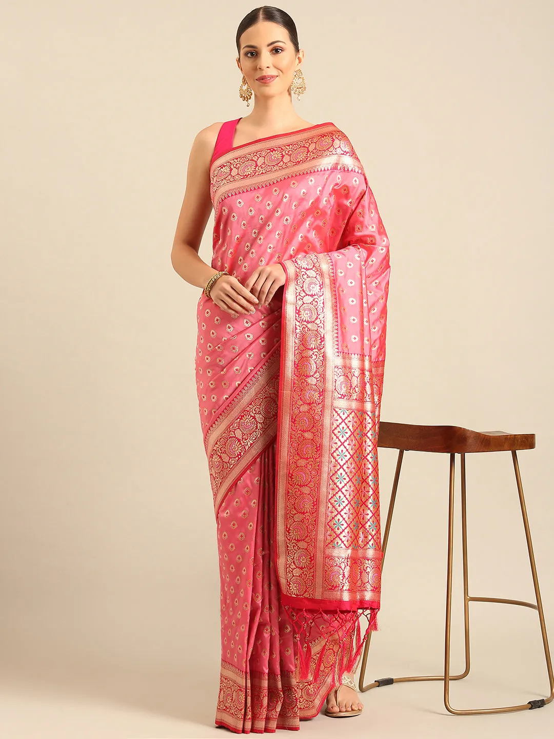 Women Light Pink Banarasi Silk Saree With Un Stitched Blouse